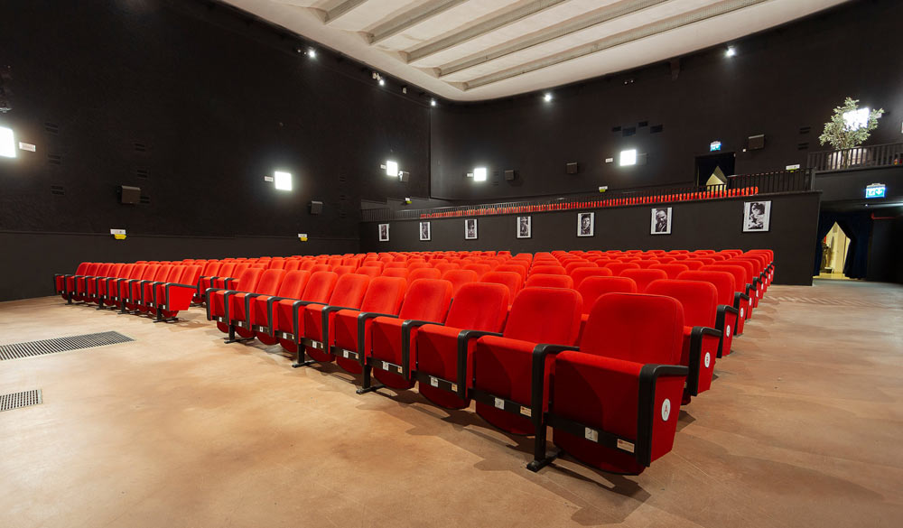 Cinema Lux Busca (CN)