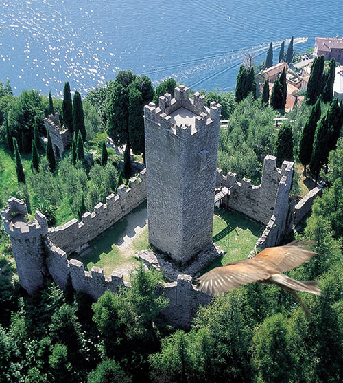 CASTELLO DI VEZIO